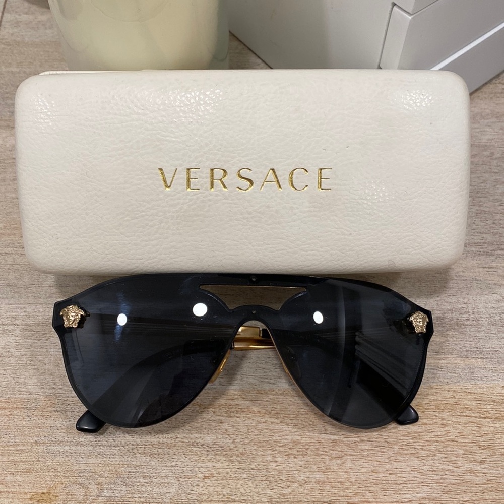 Versace Aviator sunglasses VE2161